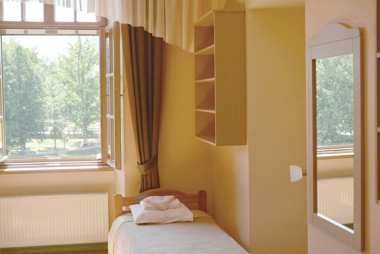 Auberge de jeunesse Dundagas Pils Extérieur photo